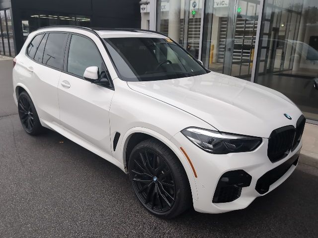 2023 BMW X5 M50i