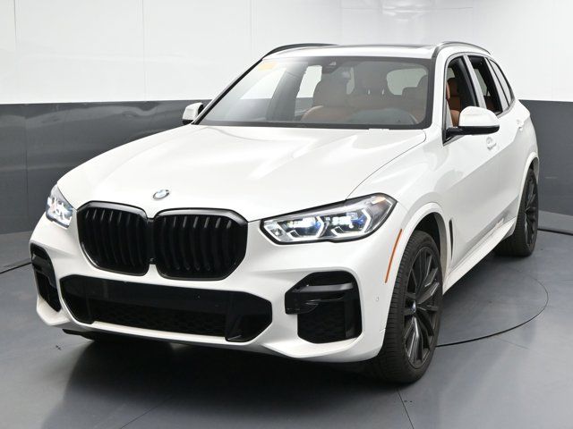 2023 BMW X5 M50i