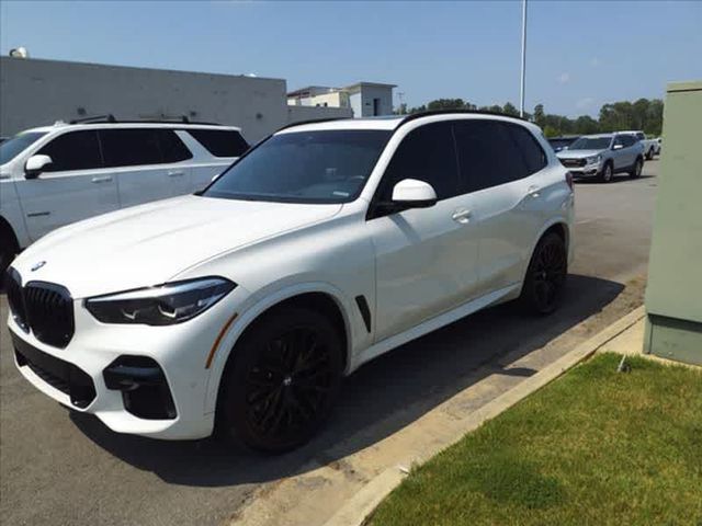 2023 BMW X5 M50i