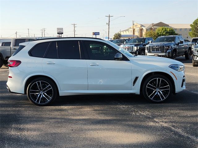 2023 BMW X5 M50i