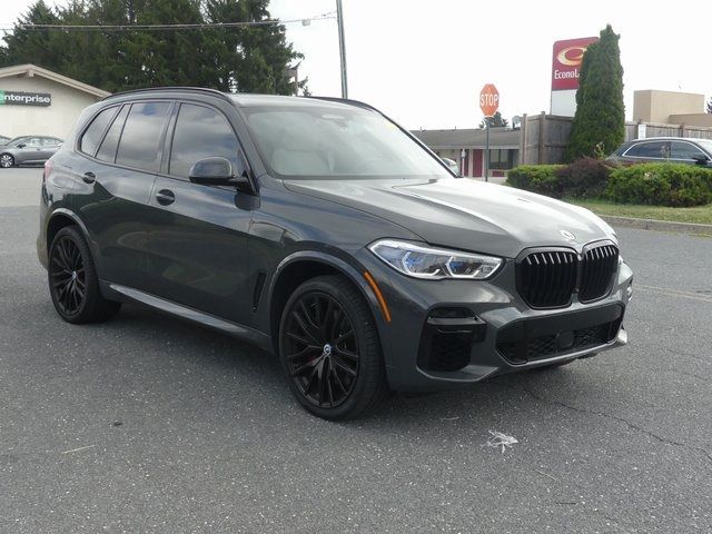 2023 BMW X5 M50i