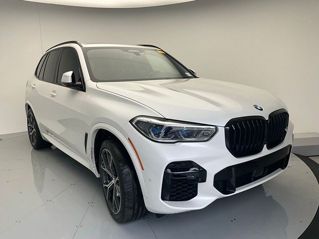 2023 BMW X5 M50i