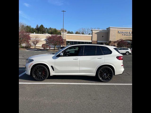 2023 BMW X5 M50i