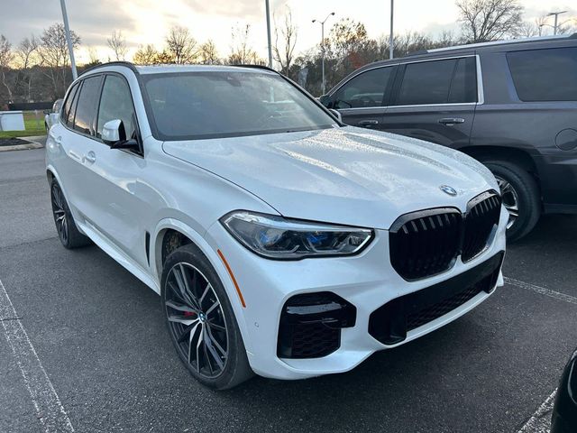 2023 BMW X5 M50i