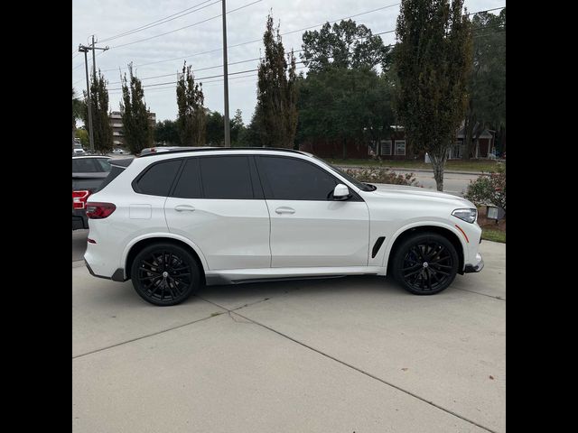 2023 BMW X5 M50i