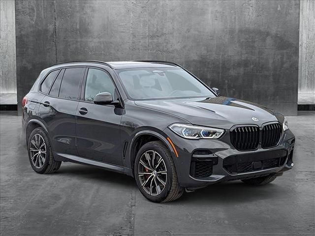 2023 BMW X5 M50i