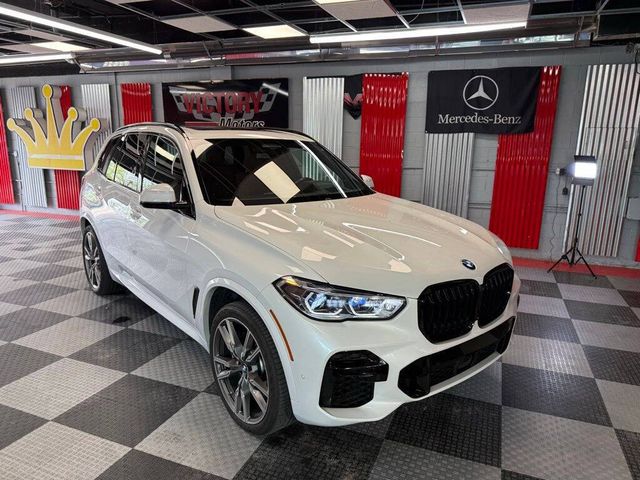 2023 BMW X5 M50i