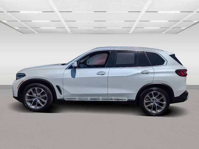 2023 BMW X5 sDrive40i