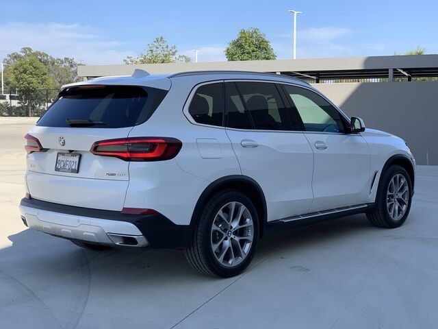 2023 BMW X5 sDrive40i