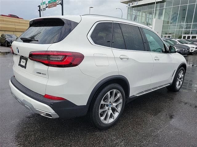 2023 BMW X5 sDrive40i