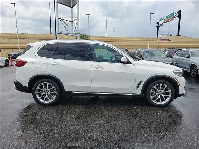 2023 BMW X5 sDrive40i