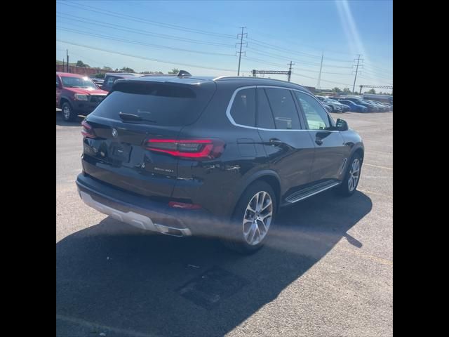 2023 BMW X5 sDrive40i