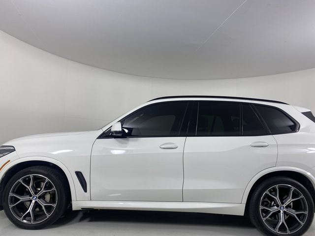 2023 BMW X5 sDrive40i