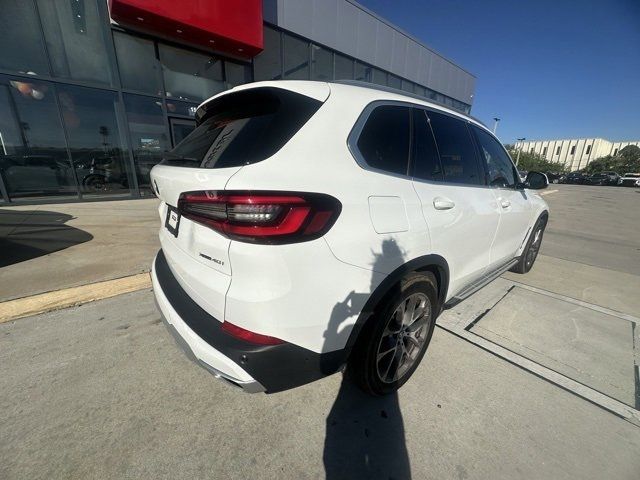 2023 BMW X5 xDrive40i