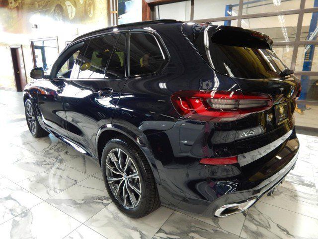 2023 BMW X5 xDrive40i