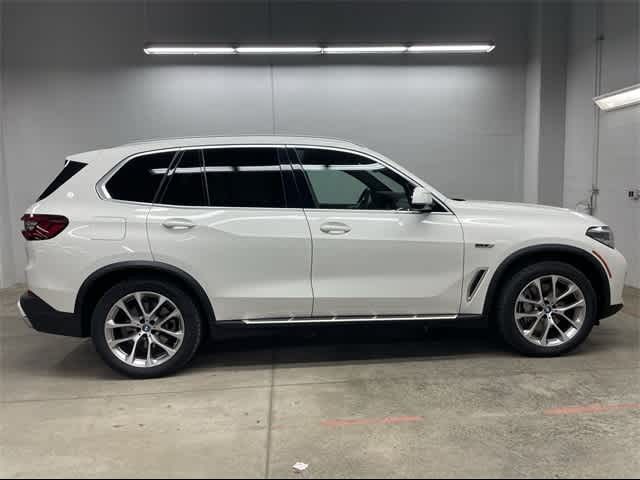 2023 BMW X5 xDrive45e