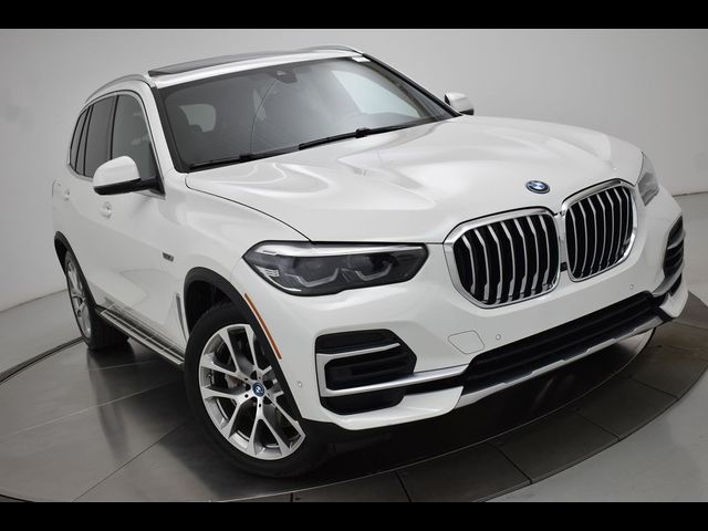 2023 BMW X5 xDrive45e