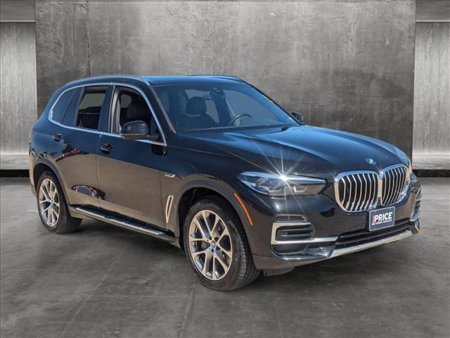 2023 BMW X5 xDrive45e