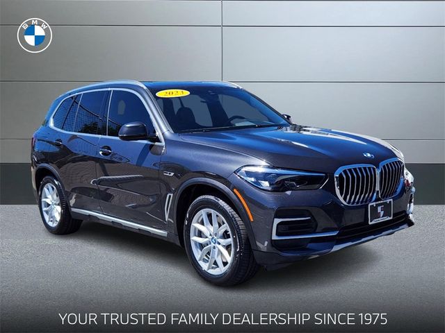 2023 BMW X5 xDrive45e