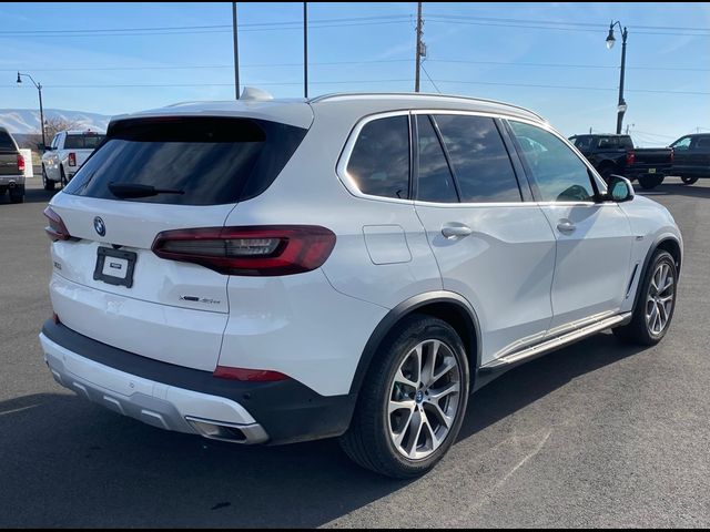 2023 BMW X5 xDrive45e