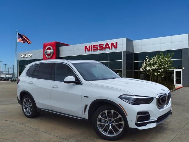 2023 BMW X5 xDrive45e