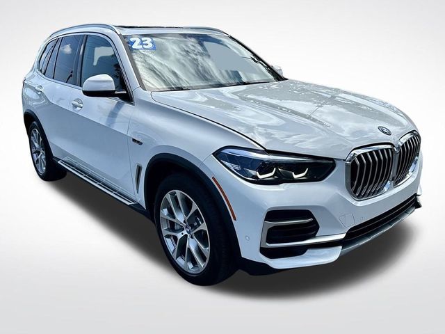 2023 BMW X5 xDrive45e