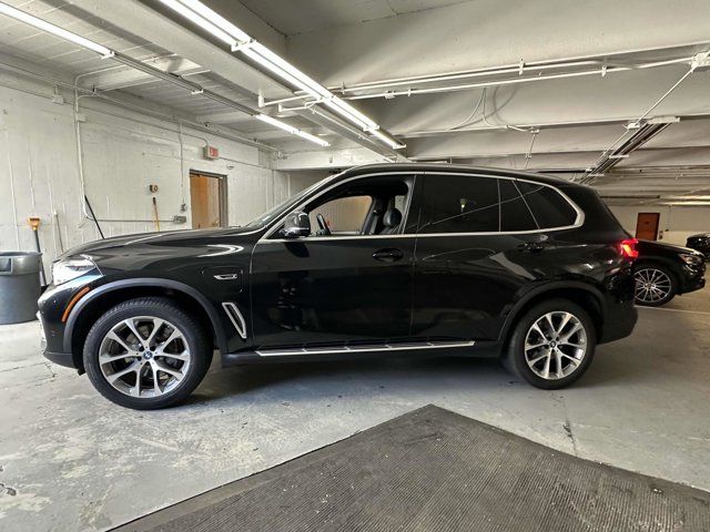 2023 BMW X5 xDrive45e