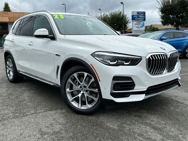 2023 BMW X5 xDrive45e