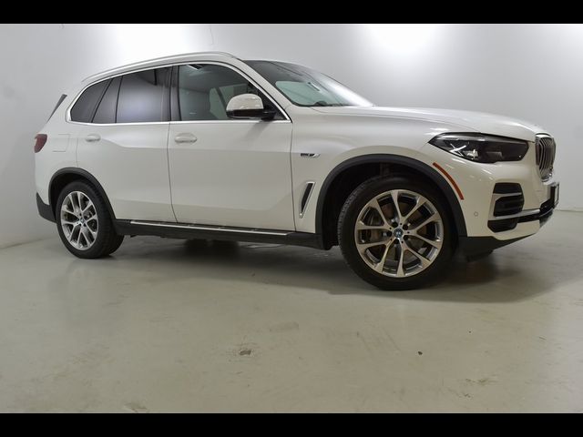 2023 BMW X5 xDrive45e