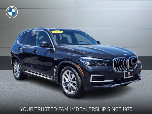 2023 BMW X5 xDrive45e