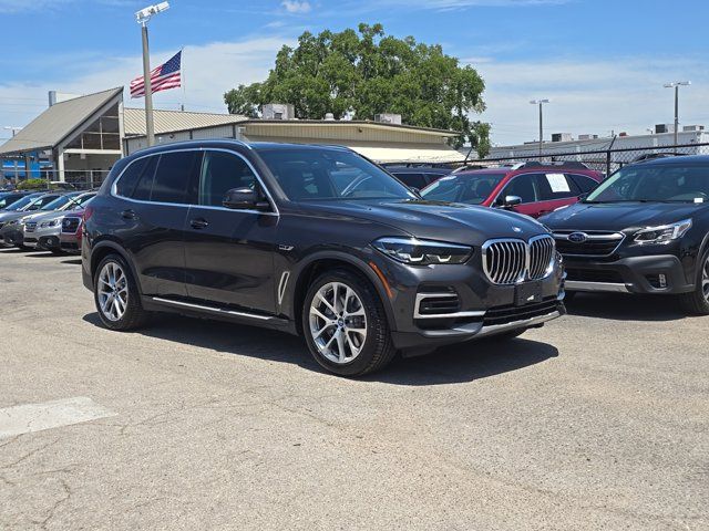 2023 BMW X5 xDrive45e