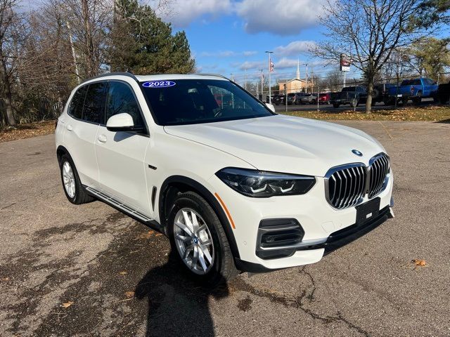 2023 BMW X5 xDrive45e