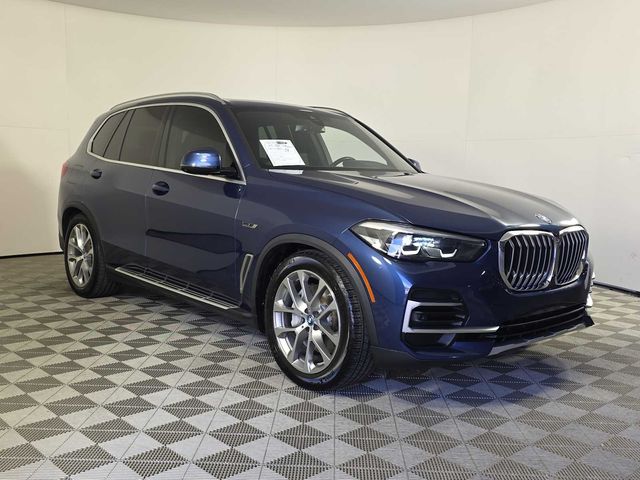 2023 BMW X5 xDrive45e