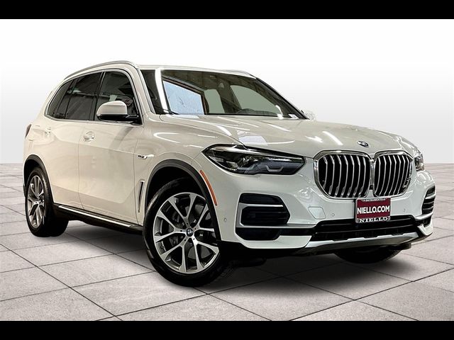 2023 BMW X5 xDrive45e