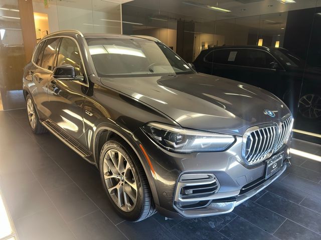 2023 BMW X5 xDrive45e