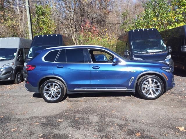 2023 BMW X5 xDrive45e