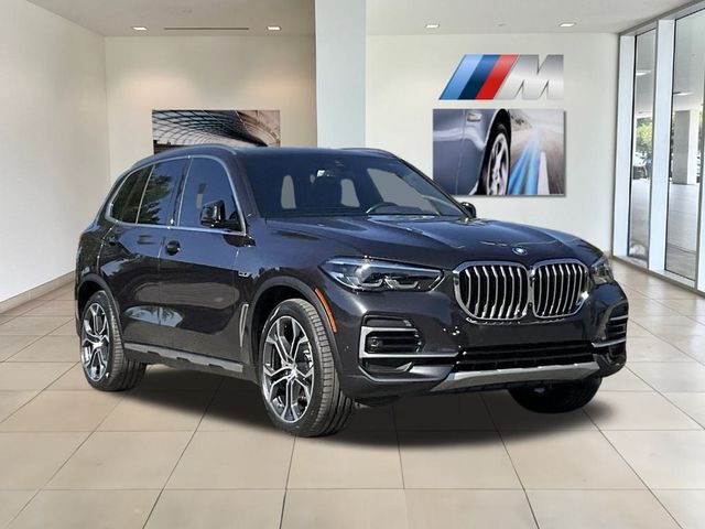 2023 BMW X5 xDrive45e