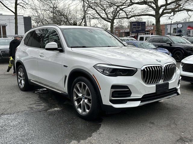 2023 BMW X5 xDrive45e