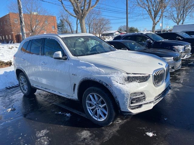 2023 BMW X5 xDrive45e