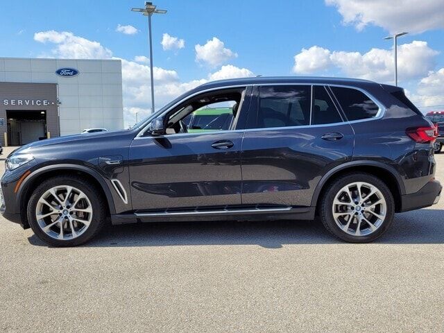 2023 BMW X5 xDrive45e