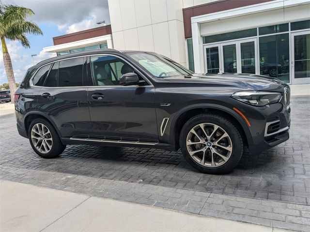 2023 BMW X5 xDrive45e