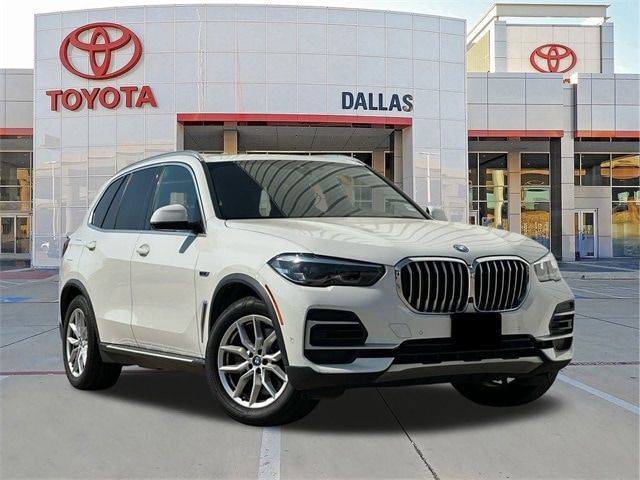 2023 BMW X5 xDrive45e