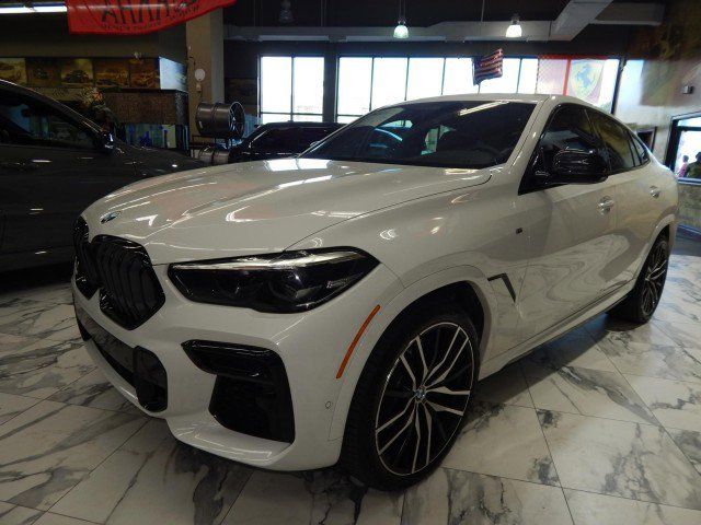 2023 BMW X6 M50i