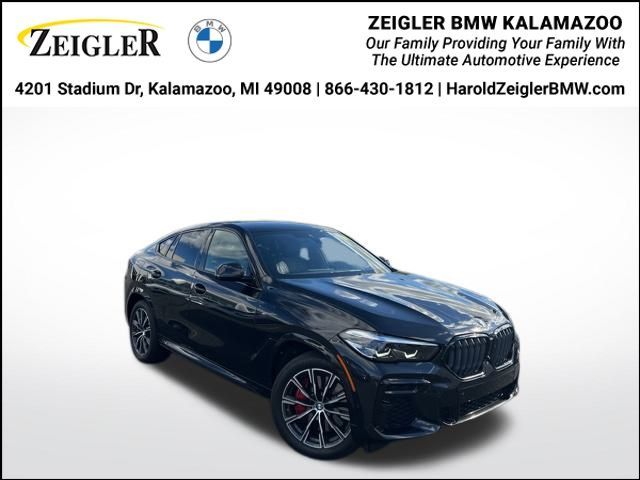 2023 BMW X6 M50i