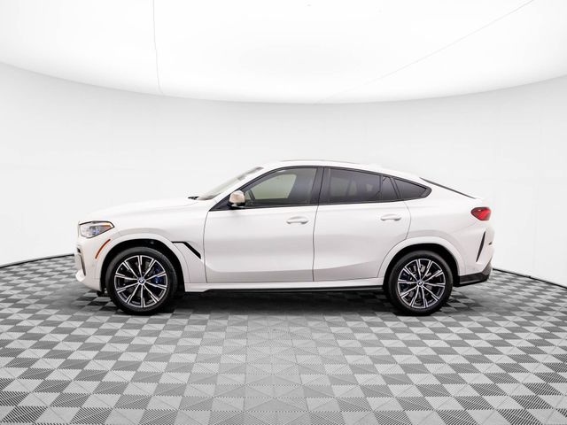 2023 BMW X6 M50i