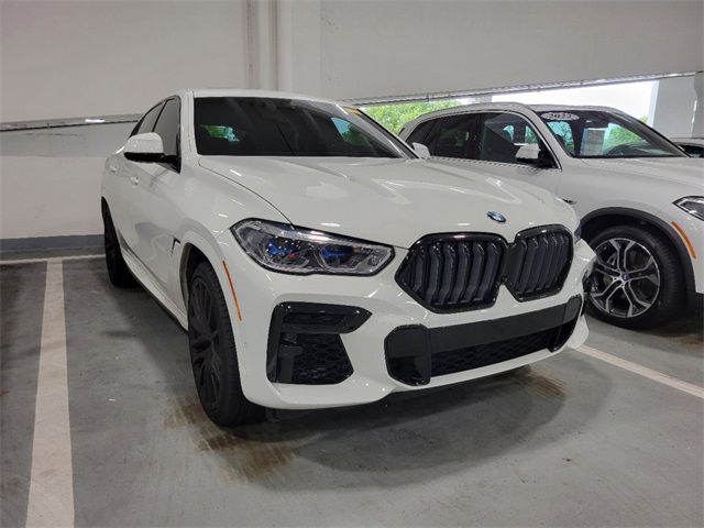 2023 BMW X6 M50i