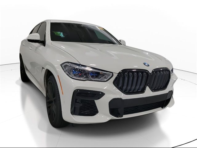 2023 BMW X6 M50i