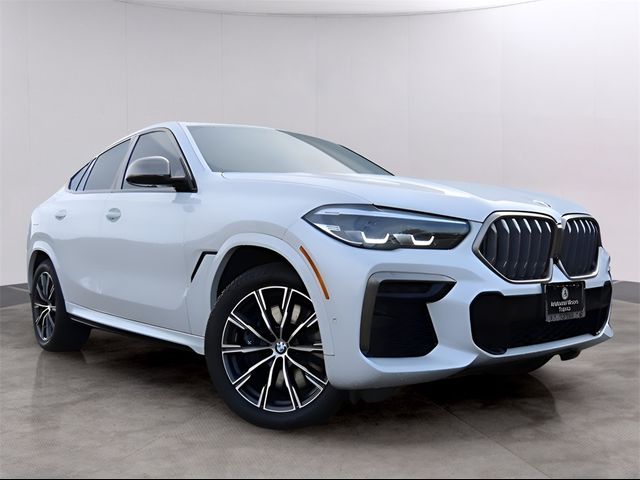 2023 BMW X6 M50i