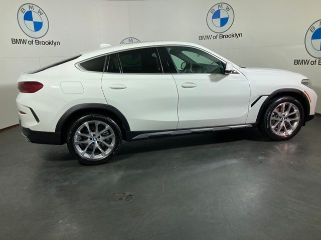 2023 BMW X6 xDrive40i