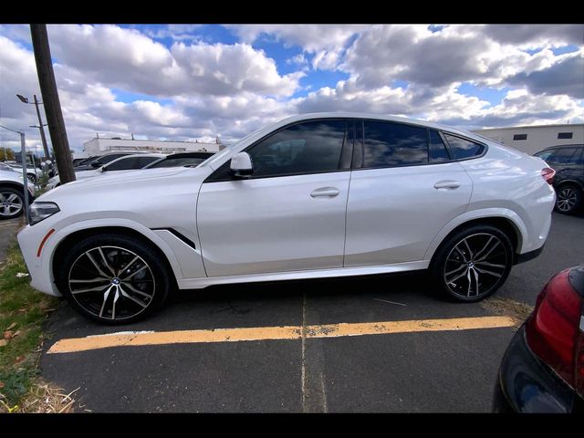 2023 BMW X6 xDrive40i